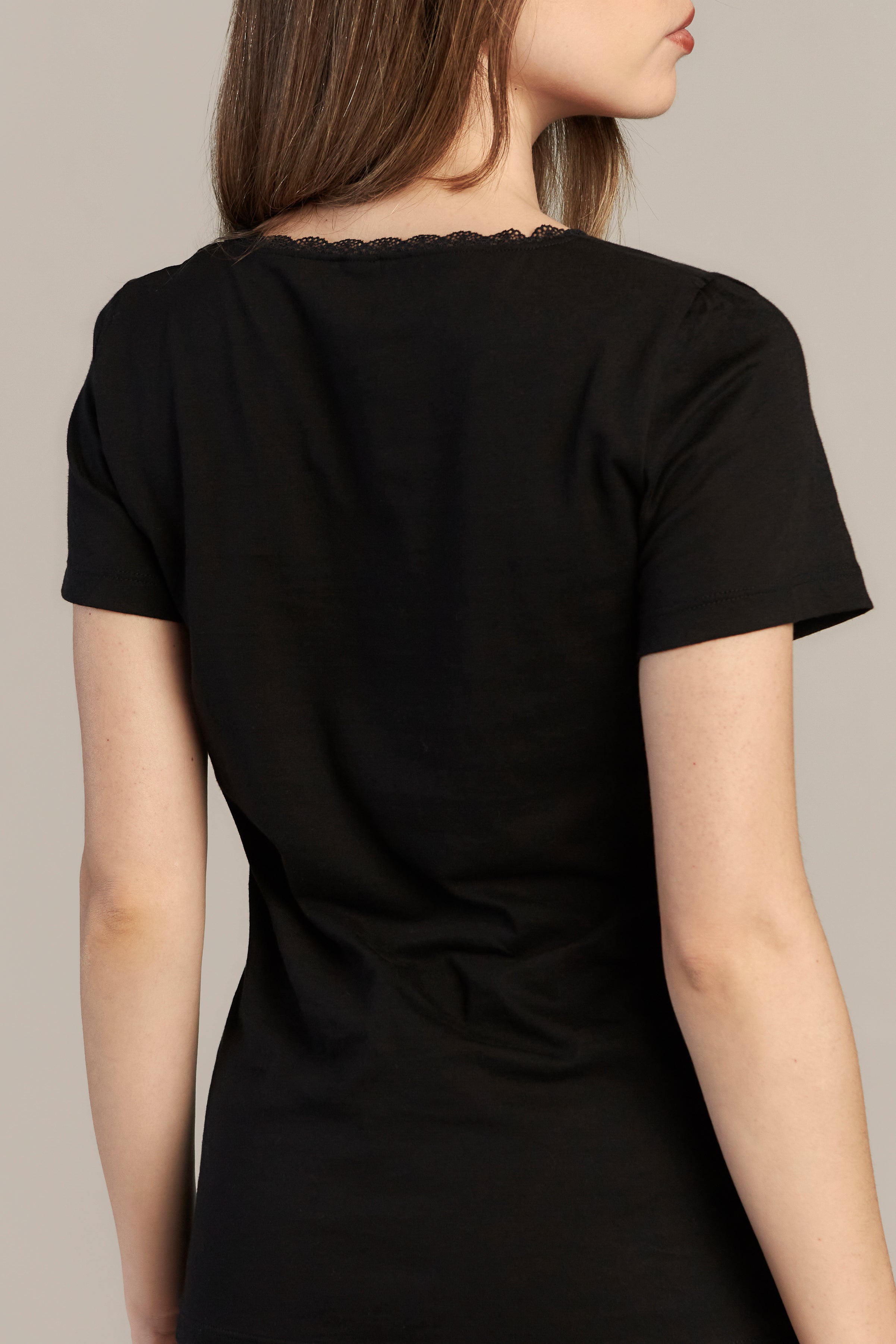 Basic T Shirt